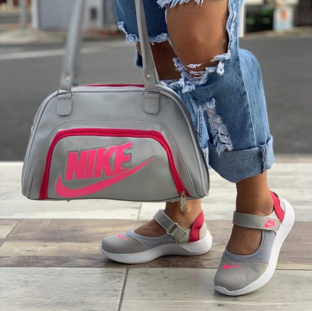 Nike Bag and shoe set